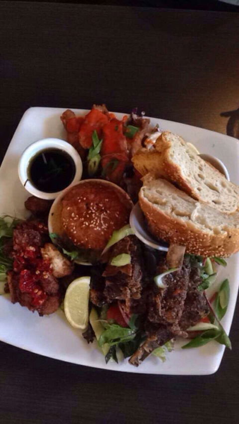 Springs Tavern - Accommodation Batemans Bay 0