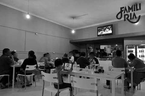 Famili Ria - Accommodation Batemans Bay 0