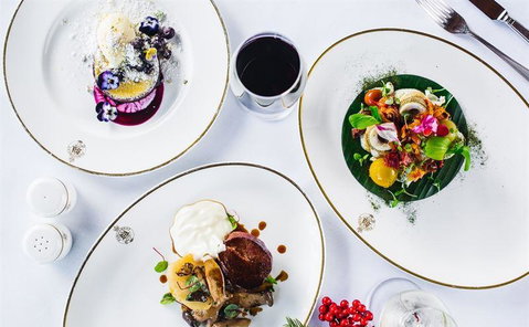 SJ's Brasserie - Accommodation Batemans Bay 0