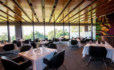 SJ's Brasserie - Accommodation Batemans Bay 5