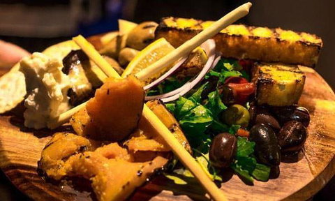 De Vito Waterfront - Accommodation Batemans Bay 6