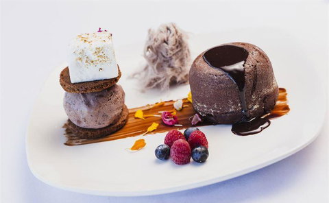 L' Aqua Restaurant - Accommodation Batemans Bay 5