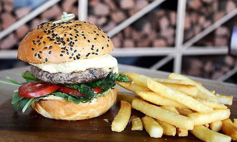 Mediterranea Restaurant - Accommodation Batemans Bay 5