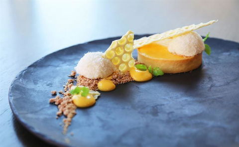 St James Hotel Restaurant - Accommodation Batemans Bay 10