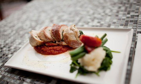 The Killer Tomato Pizzeria - Accommodation Batemans Bay 9