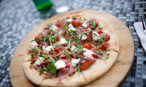The Killer Tomato Pizzeria - Accommodation Batemans Bay 11