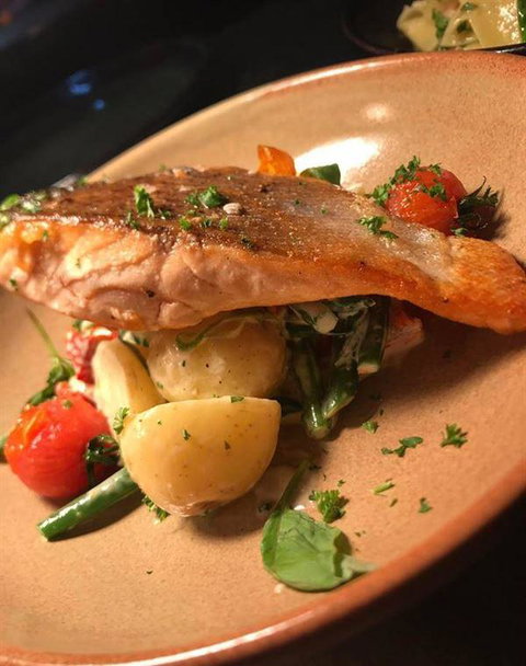 The Killer Tomato Pizzeria - Accommodation Batemans Bay 5