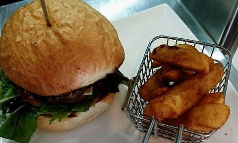 Cafe Discovery At Agnes - Accommodation Batemans Bay 0