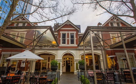 Phat Elephant - Accommodation Batemans Bay 0