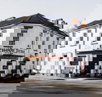 Clarendon Arms Hotel - Accommodation Batemans Bay