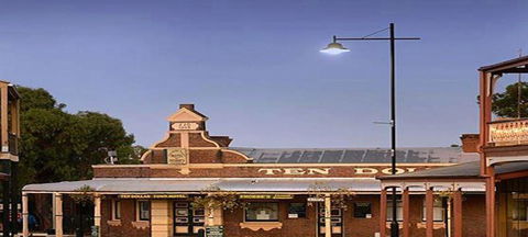 Phoebe's @ Ten Dollar Town Motel - Accommodation Batemans Bay 4