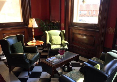 The Palm Court Tea Salon - Accommodation Batemans Bay 15