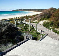 Bunkers Beach House - Accommodation Batemans Bay