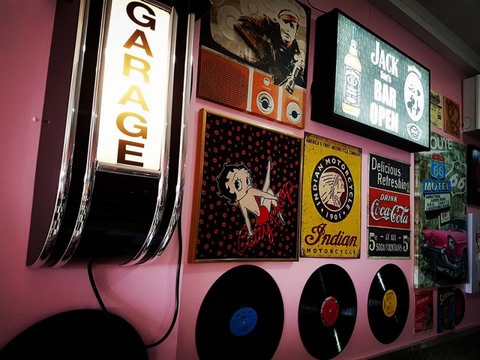 Happy Days Diner - Accommodation Batemans Bay 0