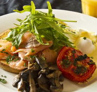 Hungry Wolfs Kincumber - Accommodation Batemans Bay