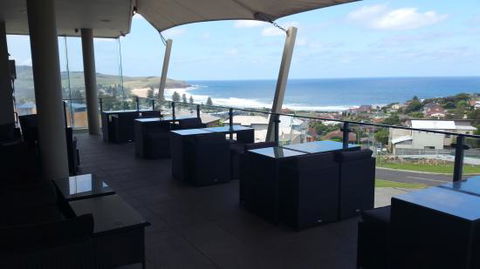 Trivium Licensed Cafe & Bar - Accommodation Batemans Bay 0