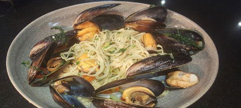 Paesano International Buffet - Accommodation Batemans Bay 2