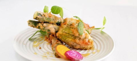 Chloe's Lounge & Restaurant - Accommodation Batemans Bay 0