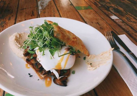 EAT LOVE PIZZA - Accommodation Batemans Bay 2