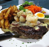 Maloneys Restaurant - Accommodation Batemans Bay