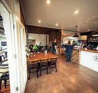 The Hub - Pizza and Beer - Accommodation Batemans Bay