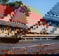 Tracks on Point - Accommodation Batemans Bay