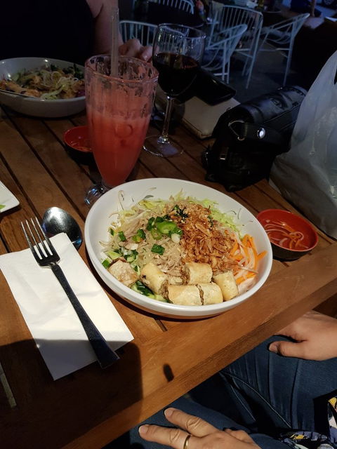 U&I 24h Cafe - Accommodation Batemans Bay 3