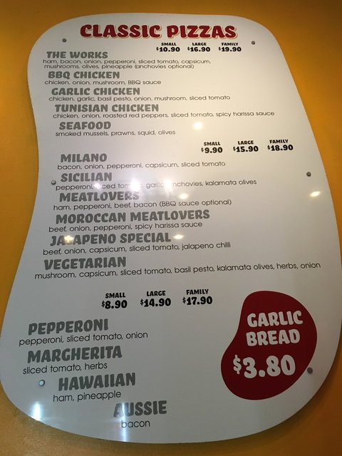 Broadway Pizza - Accommodation Batemans Bay 1