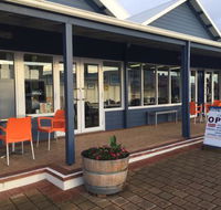 DeckChair Cafe - Accommodation Batemans Bay