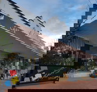 Jeanne d'Moore - Accommodation Batemans Bay