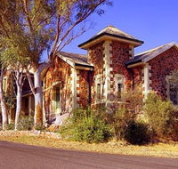 Mad Clappin' Harry's - Accommodation Batemans Bay