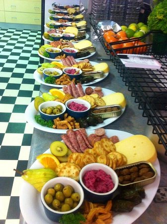 Pepper Tree Cafe - Accommodation Batemans Bay 0