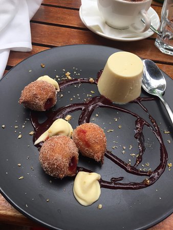 Red Poles Restaurant - Accommodation Batemans Bay 0