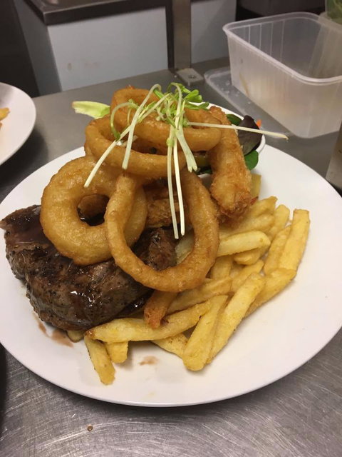 Sand Bar Cafe - Accommodation Batemans Bay 4