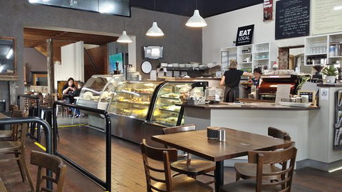 D & M's Bakery Cafe - Accommodation Batemans Bay 0