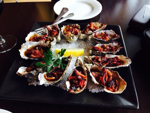 Dudley Wines - Accommodation Batemans Bay 0