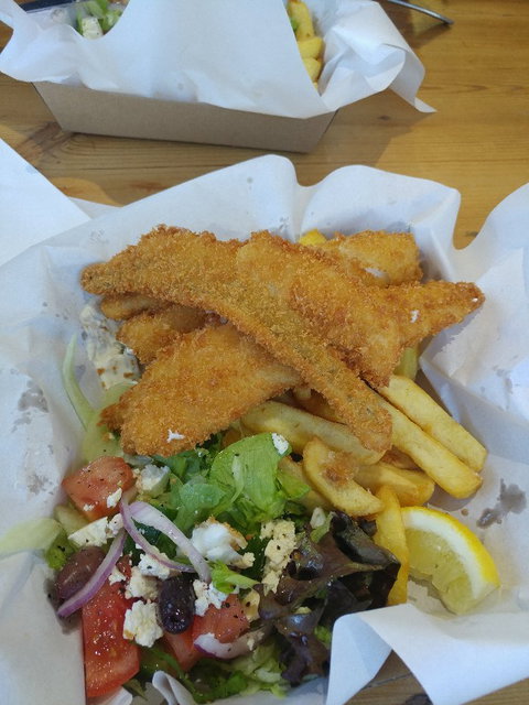 The Fresh Fish Place - Factory Direct Seafood - Accommodation Batemans Bay 3