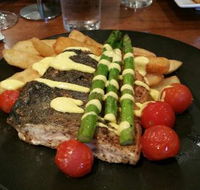 Tower Hotel Bistro - Accommodation Batemans Bay