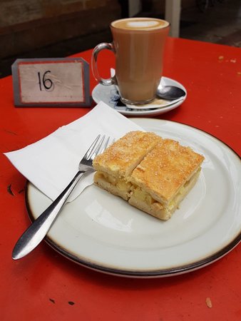 Meadows Bakery - Accommodation Batemans Bay 0