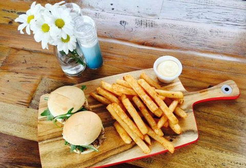 Quay Street Cafe & Bar - Accommodation Batemans Bay 6