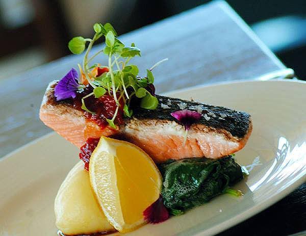 Mount Coot Tha QLD Accommodation Batemans Bay