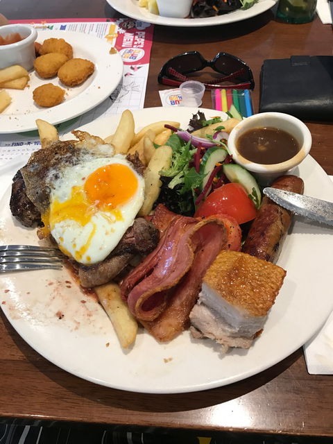 Forest Lake Tavern - Accommodation Batemans Bay 3