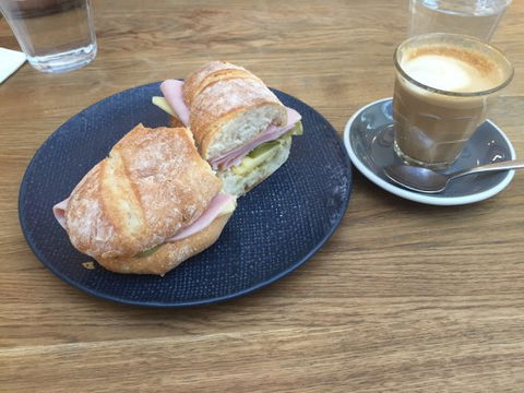 Passiontree Velvet - Accommodation Batemans Bay 0