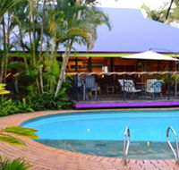 Coochie Island Beach Resort Restaurant - Accommodation Batemans Bay