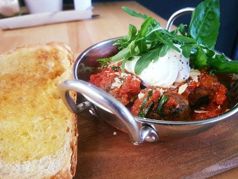 Around The Corner Cafe - Accommodation Batemans Bay 0