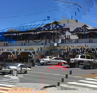 Omaras - Accommodation Batemans Bay