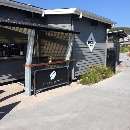 The Local - Accommodation Batemans Bay 0