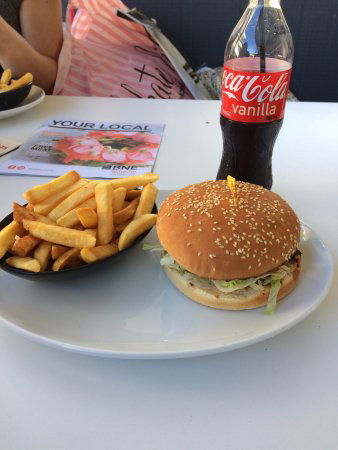 Zambeeka's - Accommodation Batemans Bay 0