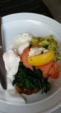French Twist - Accommodation Batemans Bay 0