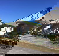 Miriam Vale Hotel Kitchen - Accommodation Batemans Bay